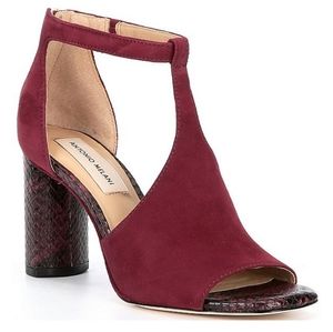 Antonio Melani Hilloray Suede Snake Print heels-size 6